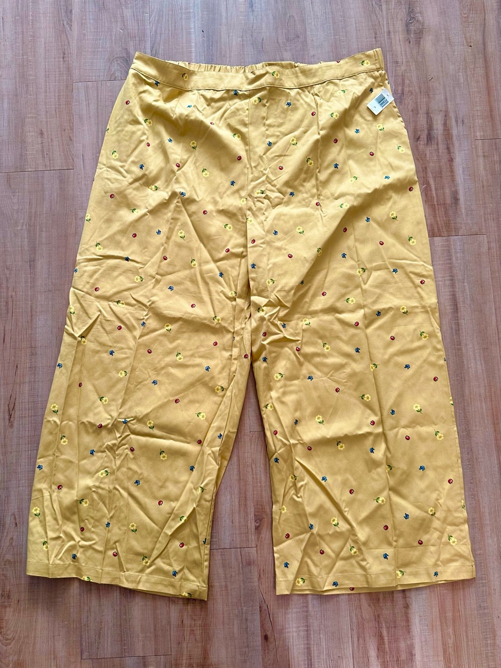 BNWT Disney Dress Shop 2XL Snow White Trousers
